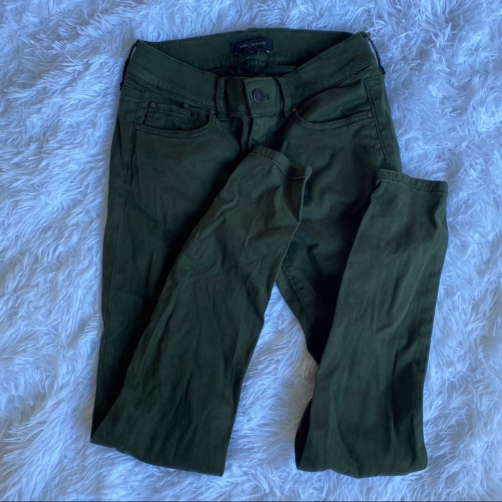 Green skinny pants